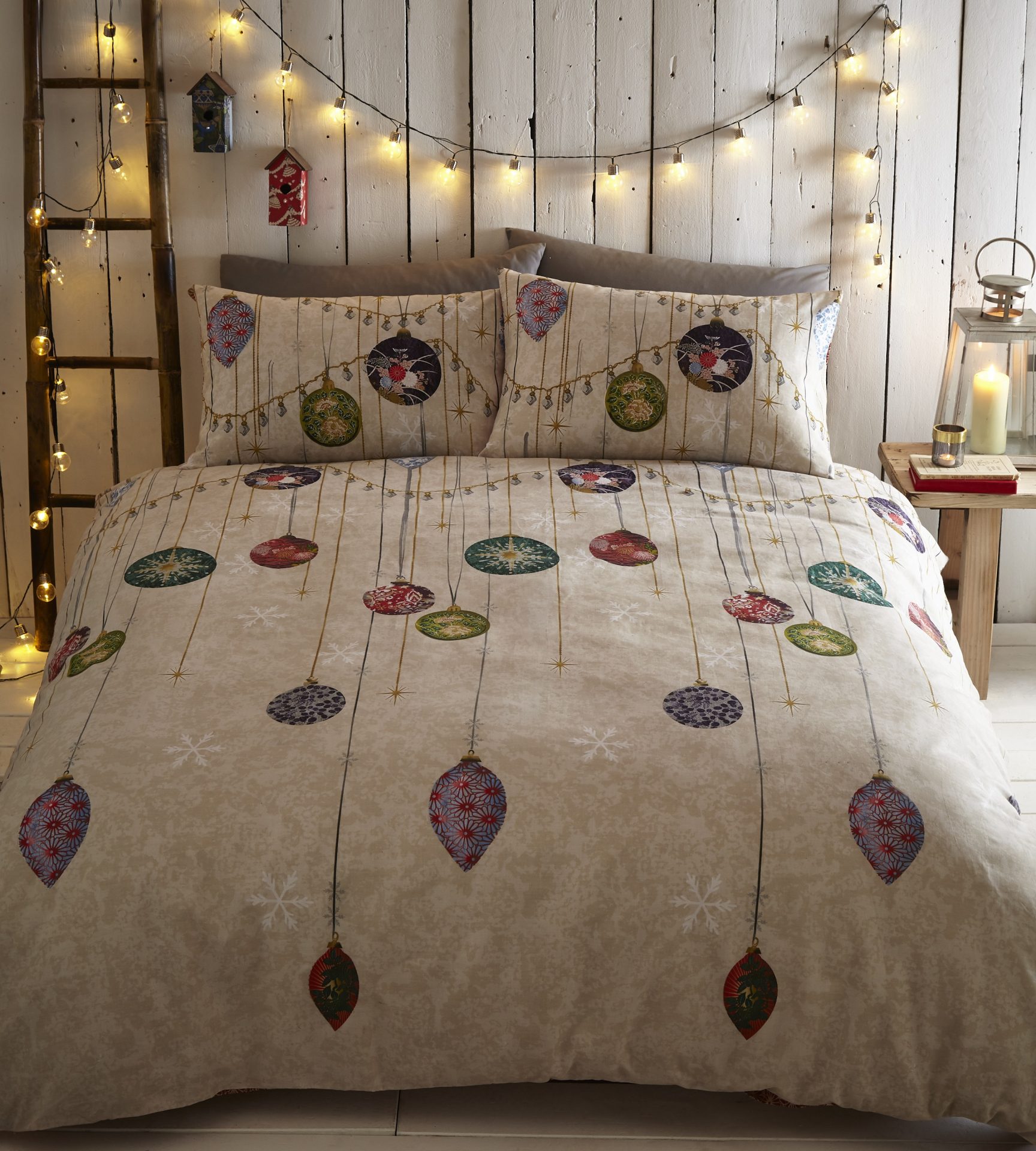 Stray from the norm with vintage. portfolio vintage christmas duvet cover set